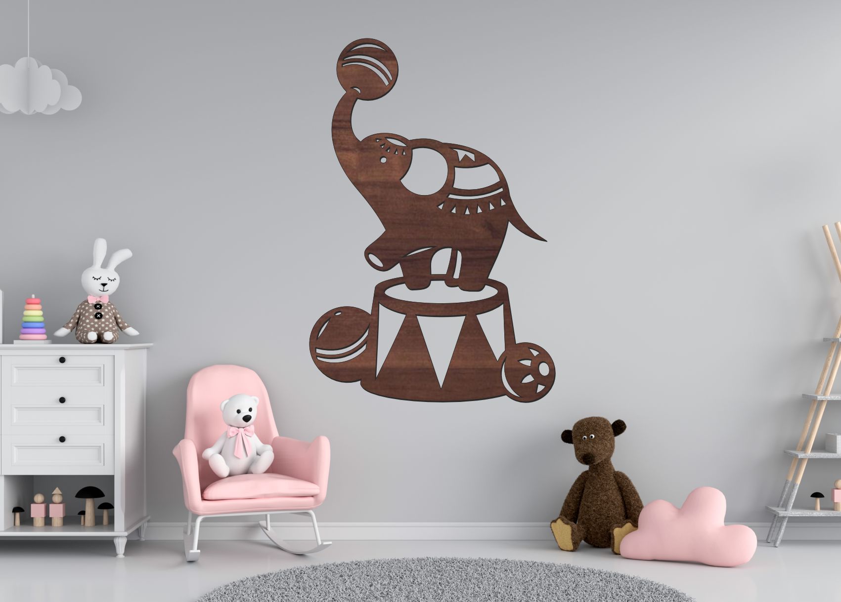 Dřevěný obrázek do dětského pokoje – Sloník s míčem