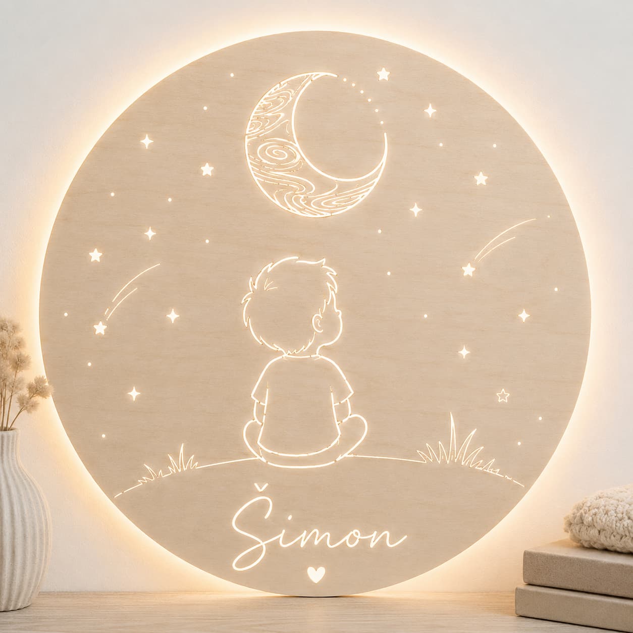 Dřevěná LED lampa na stěnu - Chlapec pod měsícem se jménem
