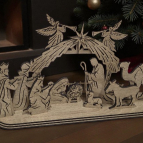 Dřevěný vyřezávaný betlém – elegantní vánoční dekorace