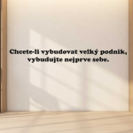 Dřevěný nápis na zeď - Chcete-li vybudovat velký podnik