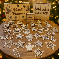 Sada dřevěných vánočních ozdob – Veselé Vánoce (8 ks)