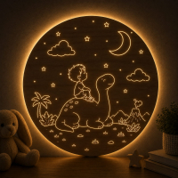 Dřevěná LED lampa na stěnu - Holčička pod měsícem se jménem