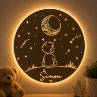 Dřevěná LED lampa na stěnu - Chlapec pod měsícem se jménem